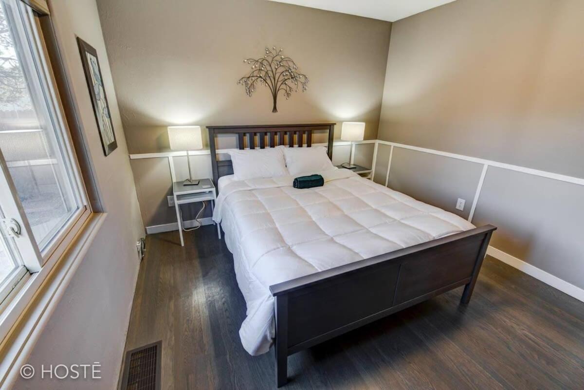 3bd Downtown Modern W Hot Tub & Grill Holiday home Colorado Springs
