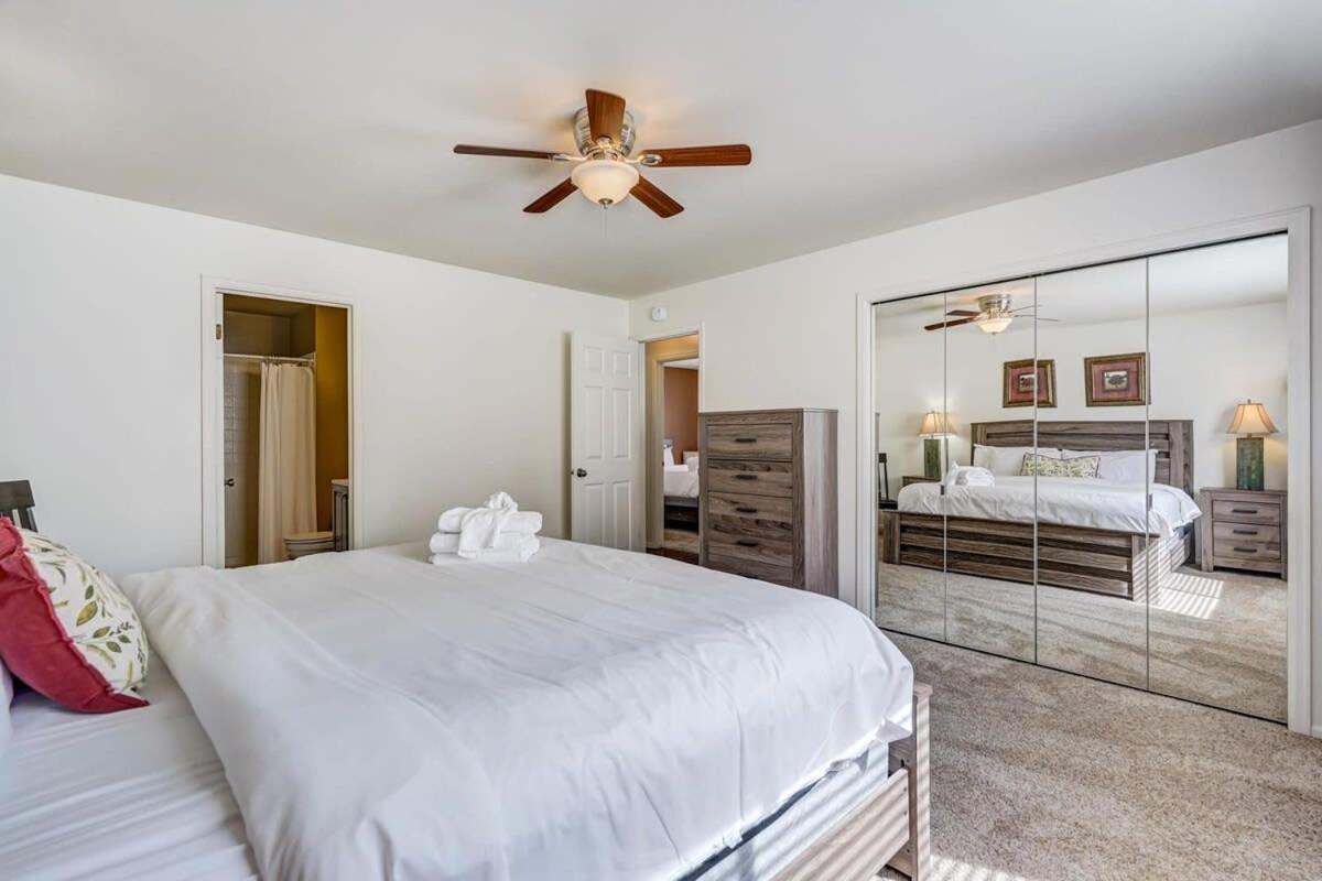 Holiday home 3bd Cheyenne Mountain W Hot Tub & Grill *