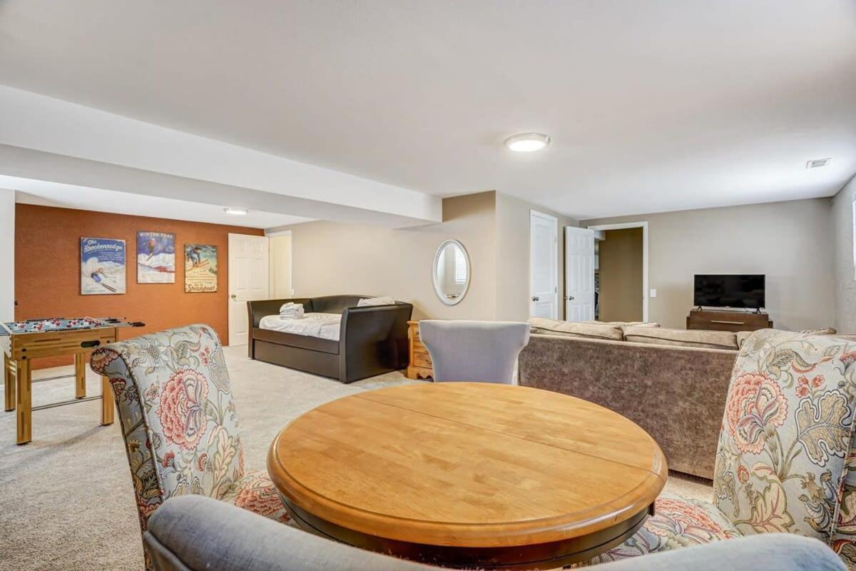 3bd Cheyenne Mountain W Hot Tub & Grill Colorado Springs