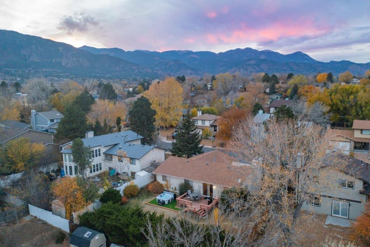 Holiday home 3bd Cheyenne Mountain W Hot Tub & Grill
