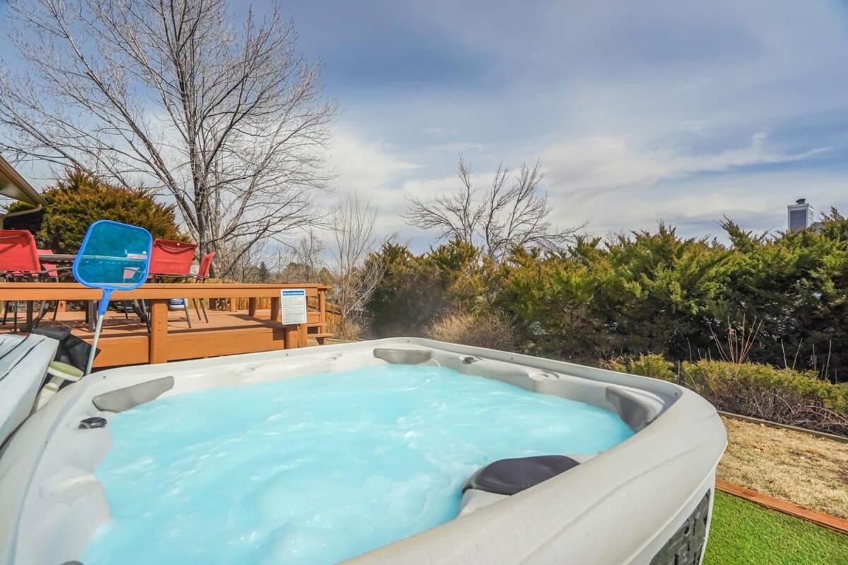 3bd Cheyenne Mountain W Hot Tub & Grill Holiday home Colorado Springs