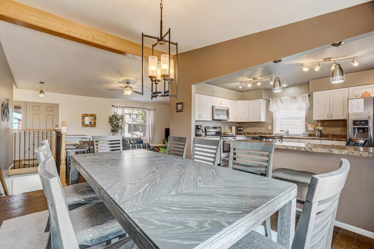 3bd Cheyenne Mountain W Hot Tub & Grill Colorado Springs