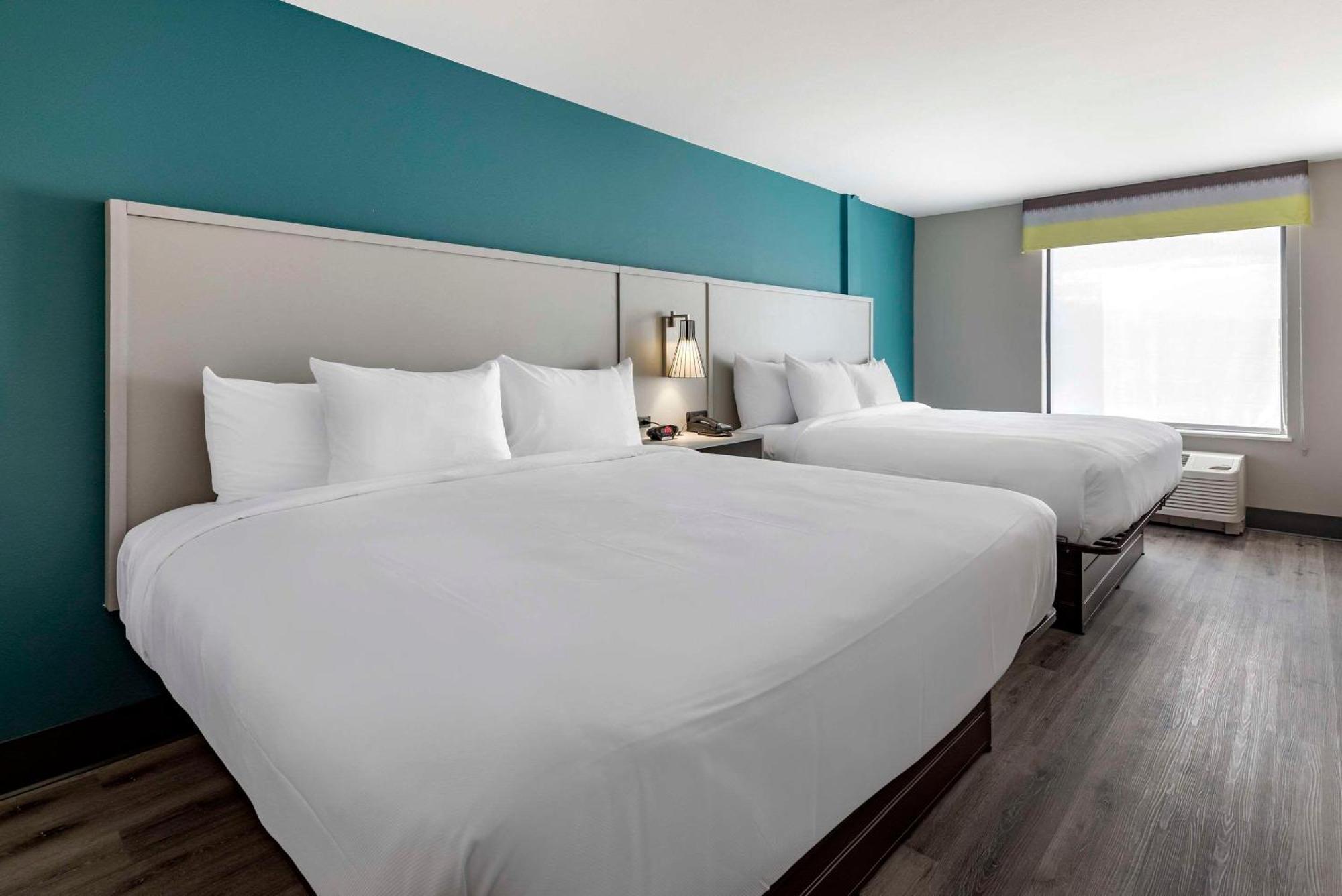 Comfort East - Medical Center Area Hotel