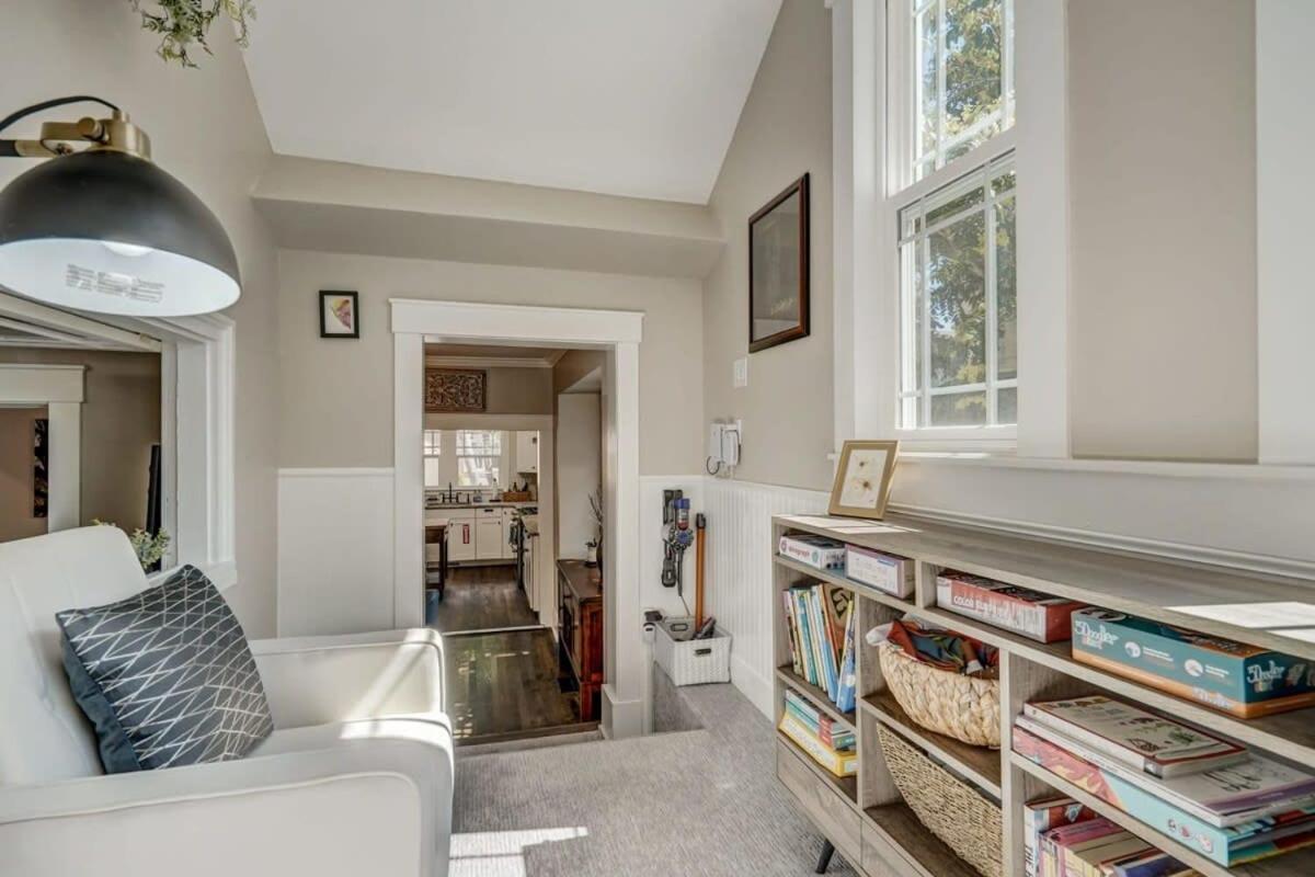 3bd Charming Large Backyard Garden