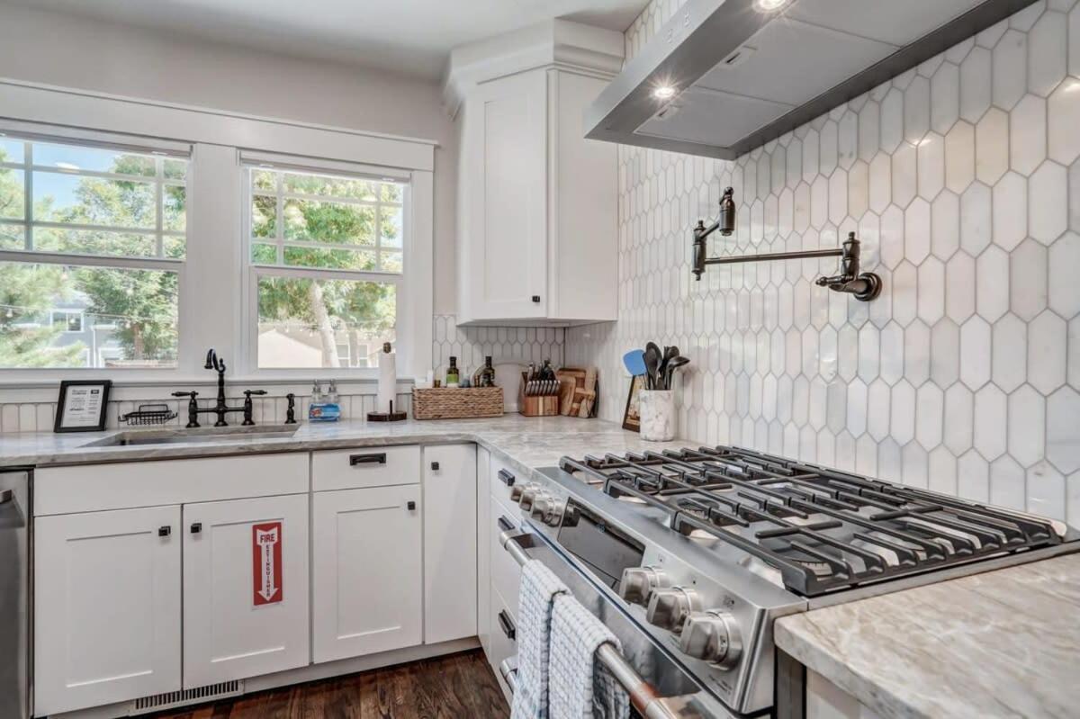 3bd Charming Large Backyard Garden *