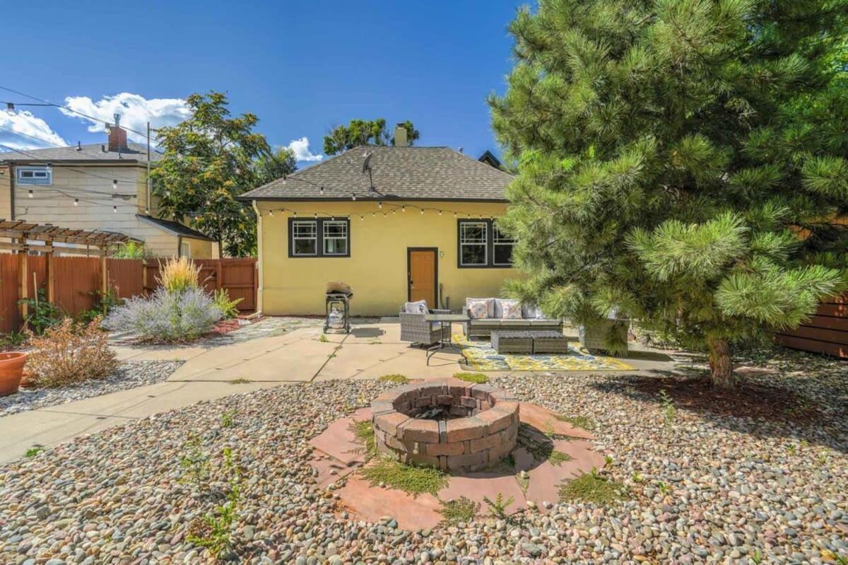 Holiday home 3bd Charming Large Backyard Garden Colorado Springs