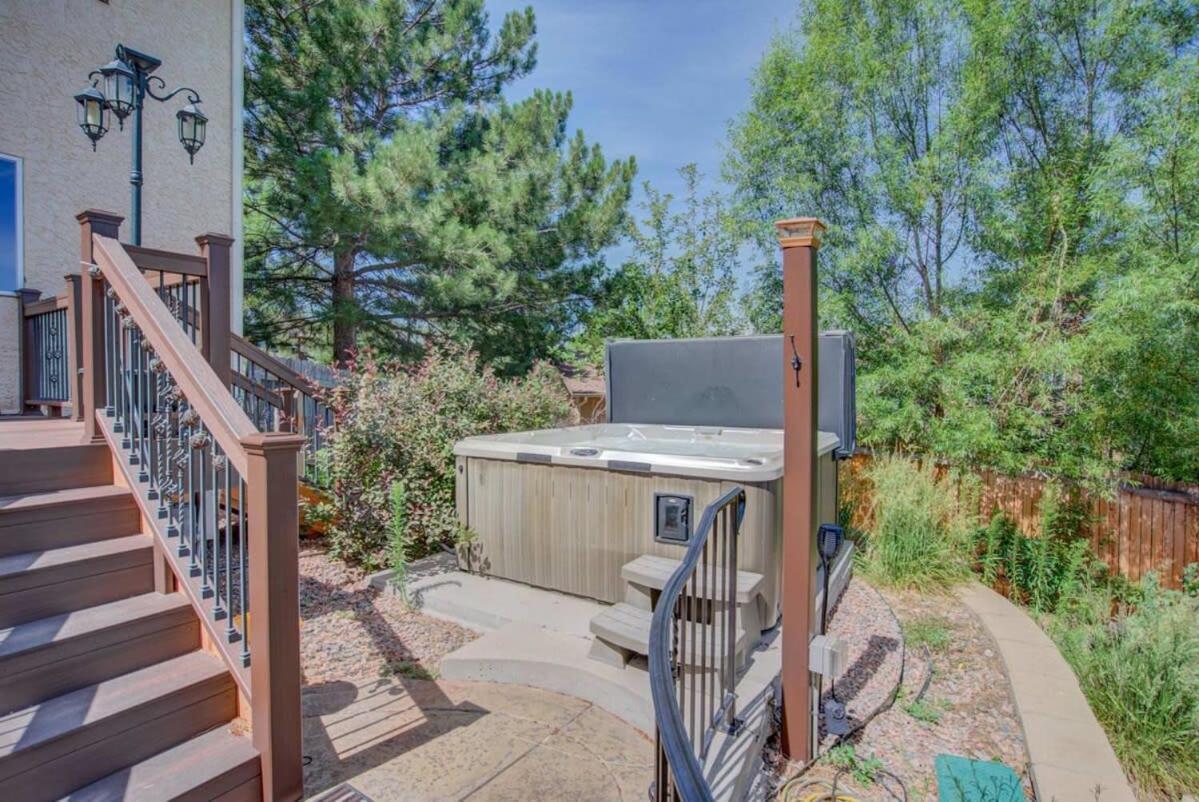 Holiday home 4br Near Usafa Entertain W Lg Backyard & Hot Tub Colorado Springs