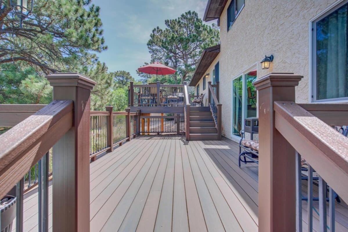 4br Near Usafa Entertain W Lg Backyard & Hot Tub Colorado Springs