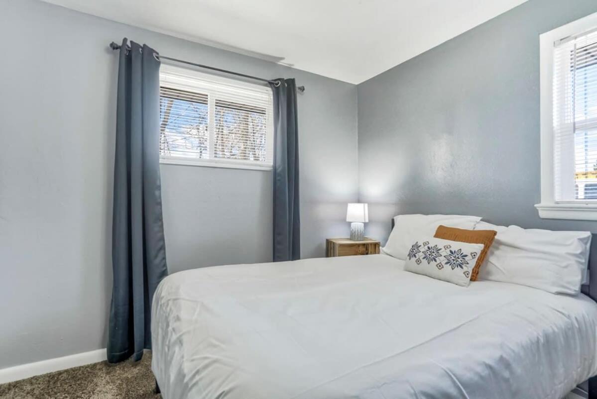 3bd Dog Friendly Mid-term & Corporate Colorado Springs