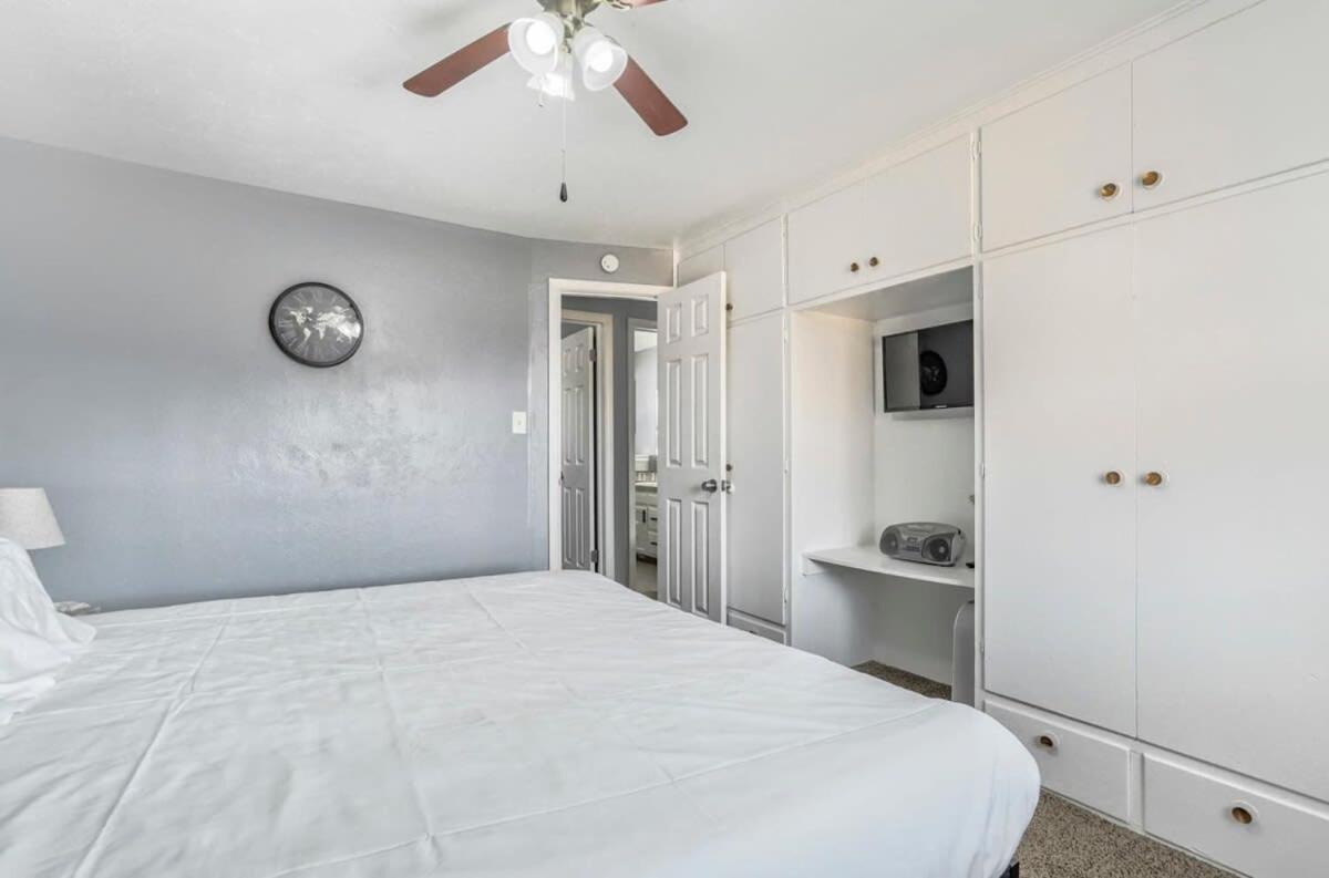 Holiday home 3bd Dog Friendly Mid-term & Corporate *