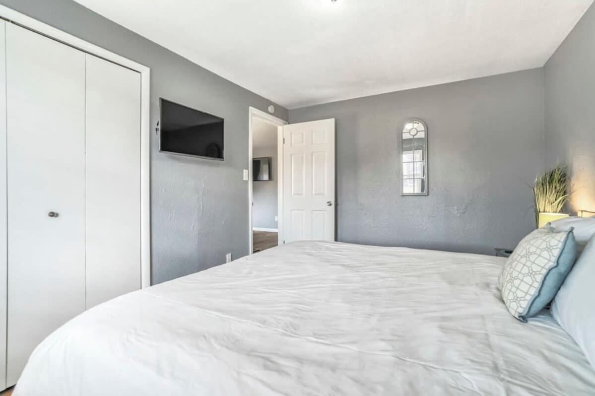 3bd Dog Friendly Mid-term & Corporate Holiday home *