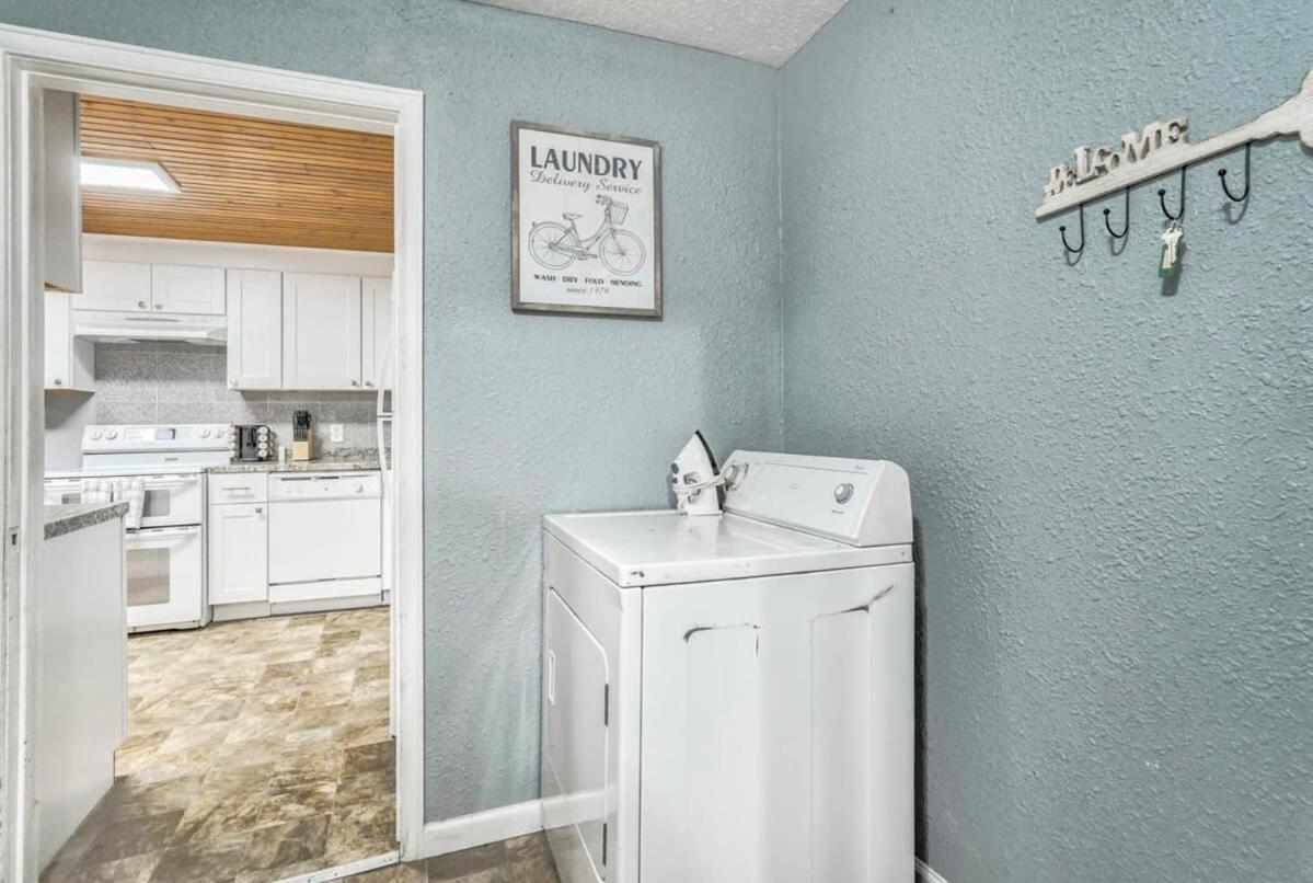 3bd Dog Friendly Mid-term & Corporate Holiday home Colorado Springs