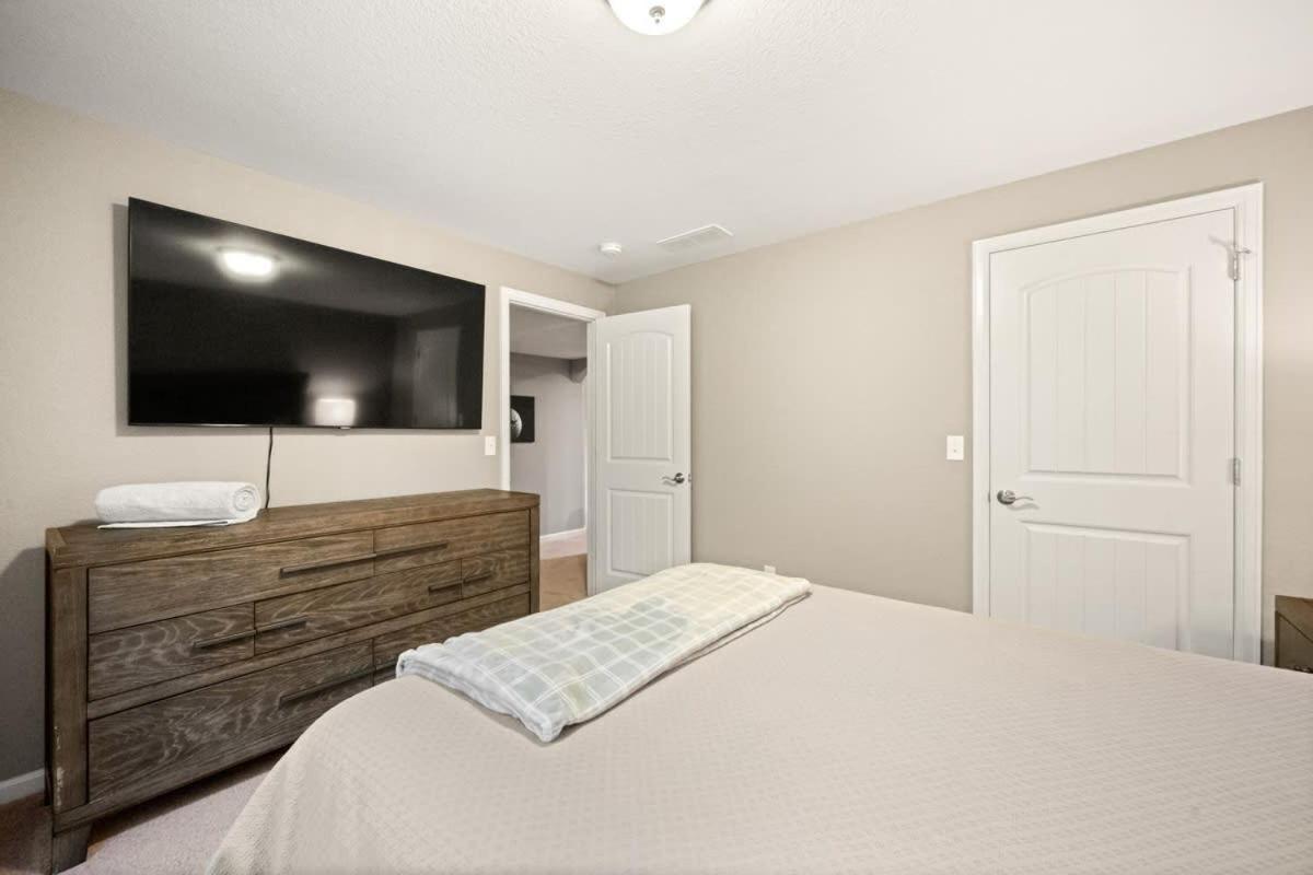 3bd Near Air Force Academy Movie Workspace And Grill Holiday home *