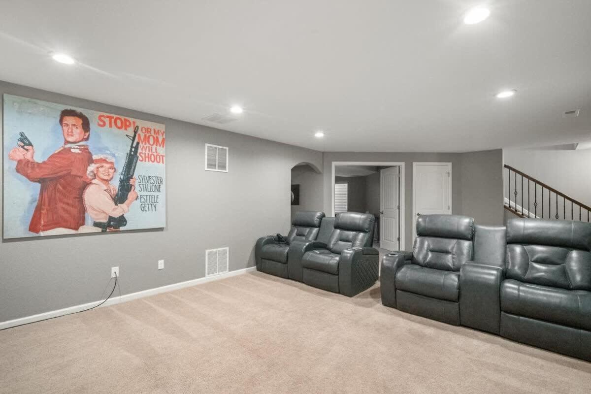 3bd Near Air Force Academy Movie Workspace And Grill Colorado Springs