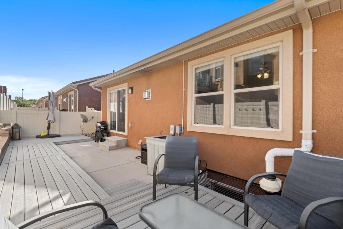 Holiday home 3bd Near Air Force Academy Movie Workspace And Grill Colorado Springs