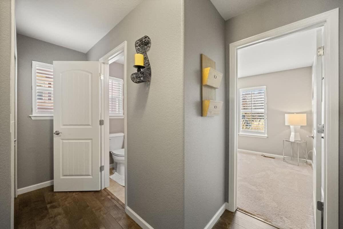 3bd Near Air Force Academy Movie Workspace And Grill