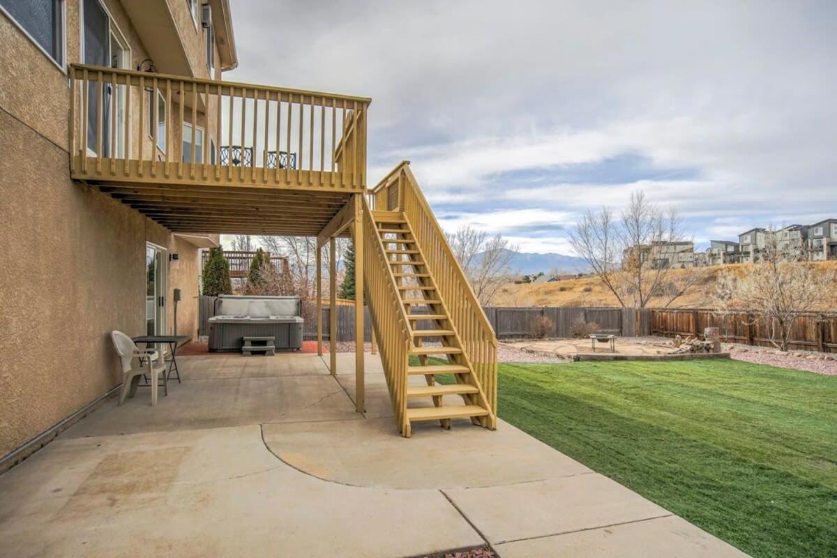 Holiday home 6bd Quiet Northside Mountain Views & Parks Colorado Springs