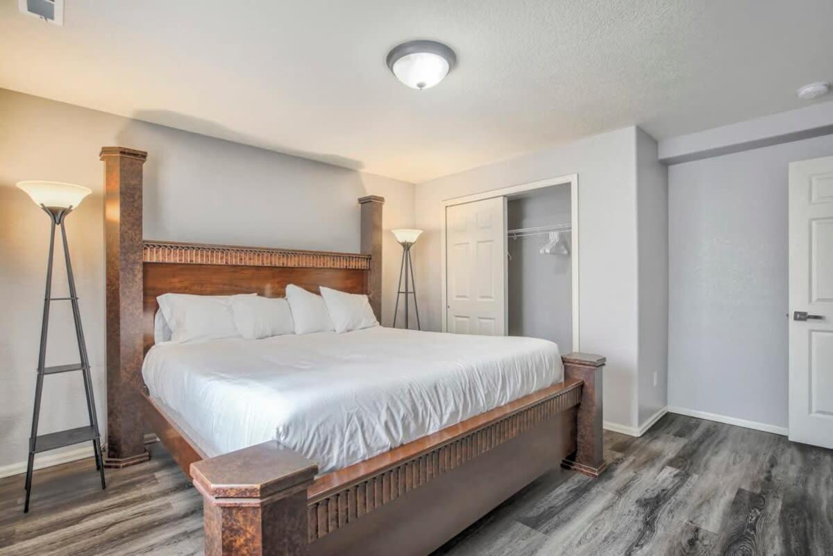 6bd Quiet Northside Mountain Views & Parks * Colorado Springs