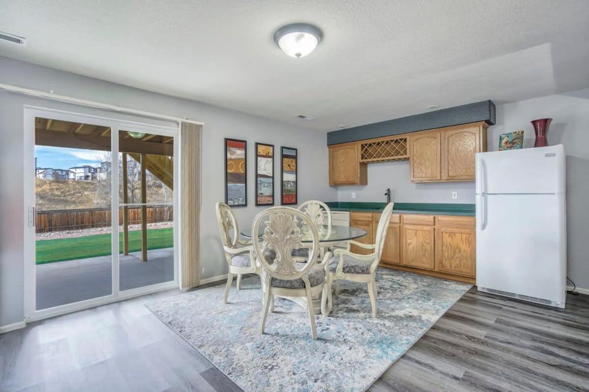 6bd Quiet Northside Mountain Views & Parks Holiday home Colorado Springs