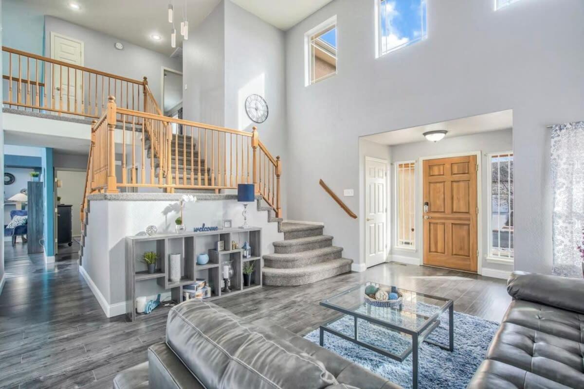 6bd Quiet Northside Mountain Views & Parks *