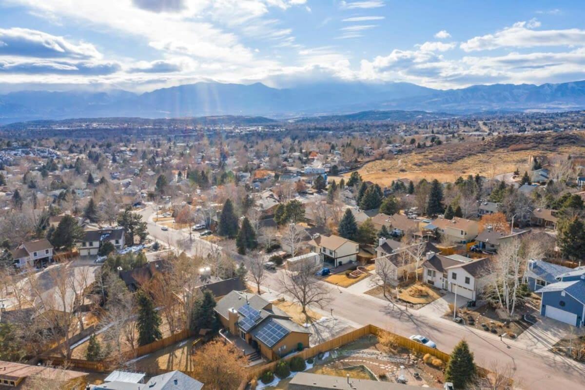 3bd Quiet Suburbs Restaurants & Parks Holiday home Colorado Springs