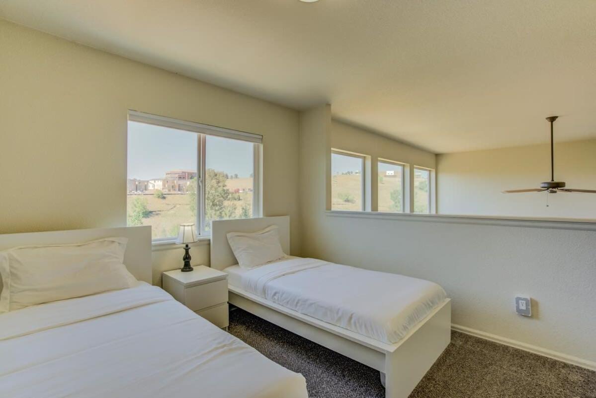 Mtn View Retreat Hot Tub Cinema Afa Nearby *