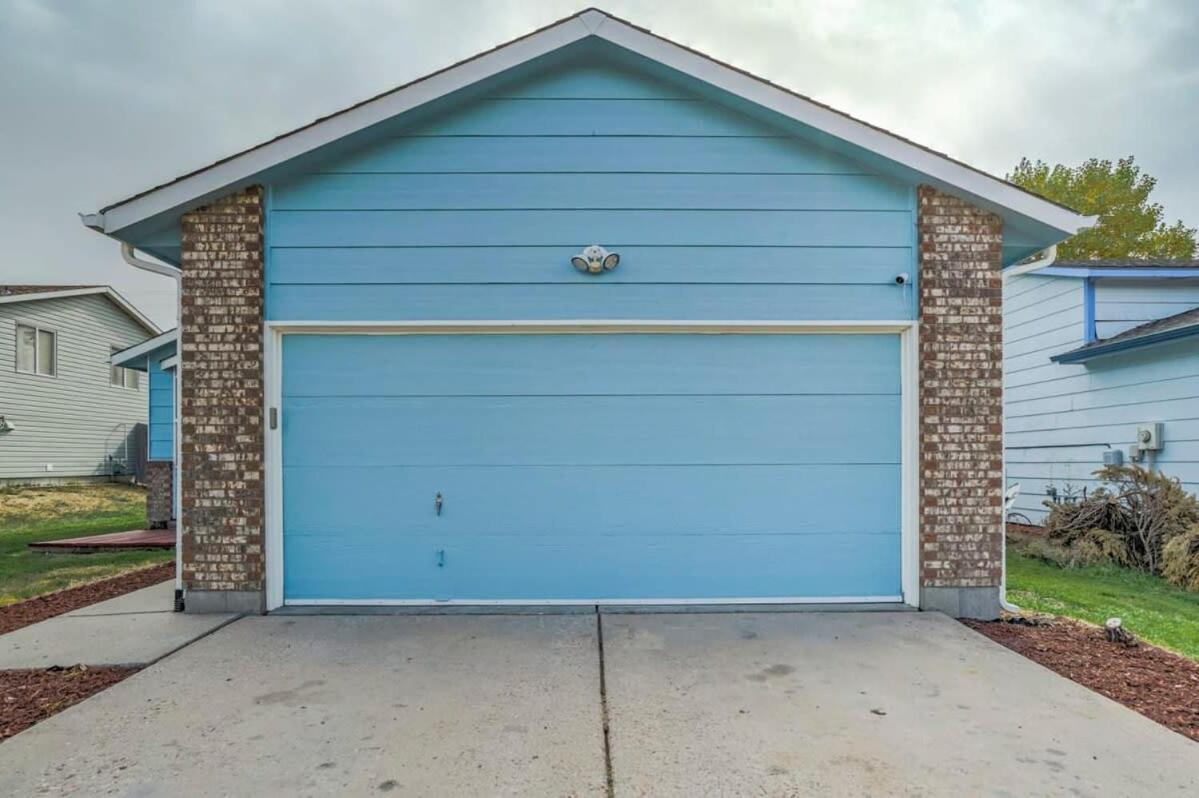 Holiday home 4bd Quiet Suburbs Near Carson *