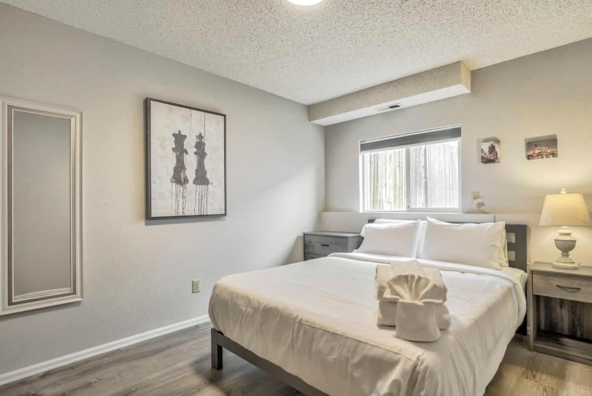 4bd Quiet Suburbs Near Carson *