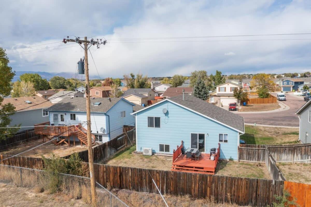 Holiday home 4bd Quiet Suburbs Near Carson *