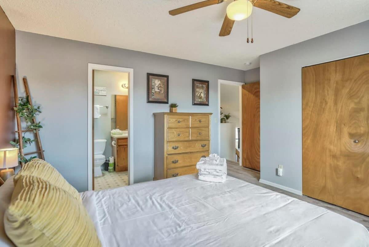 4bd Quiet Suburbs Near Carson Colorado Springs