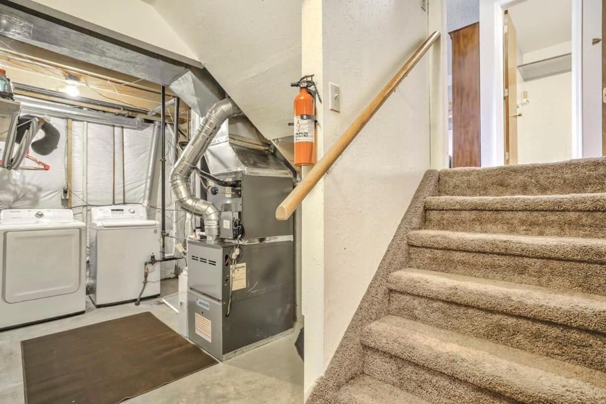 4bd Quiet Suburbs Near Carson