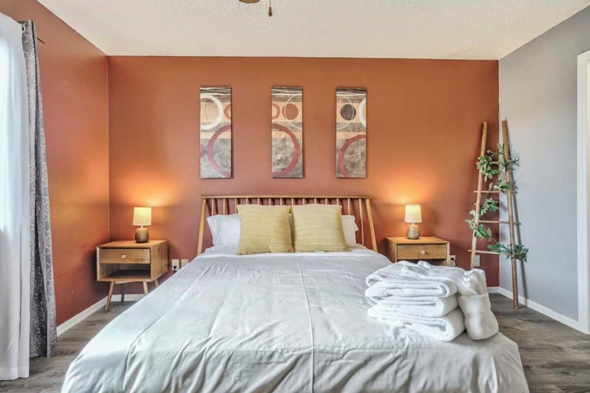 4bd Quiet Suburbs Near Carson Holiday home Colorado Springs