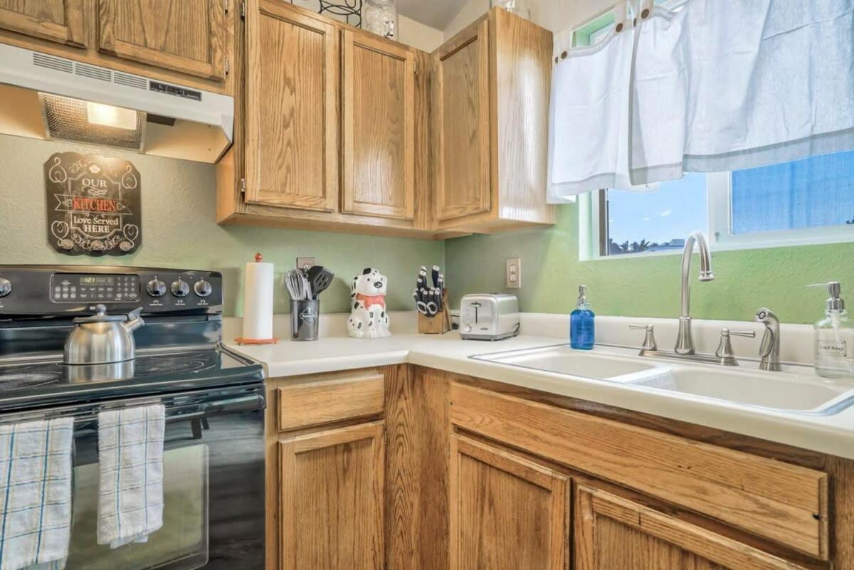 4bd Quiet Suburbs Near Carson * Colorado Springs