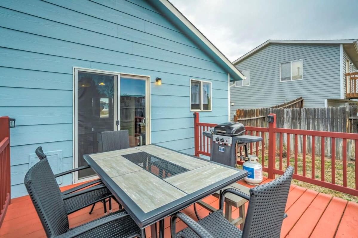 Holiday home 4bd Quiet Suburbs Near Carson *