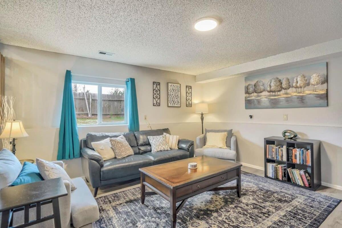 4bd Quiet Suburbs Near Carson Holiday home