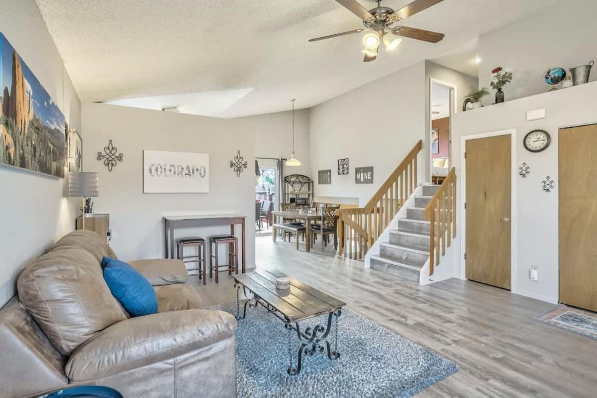 Holiday home 4bd Quiet Suburbs Near Carson Colorado Springs