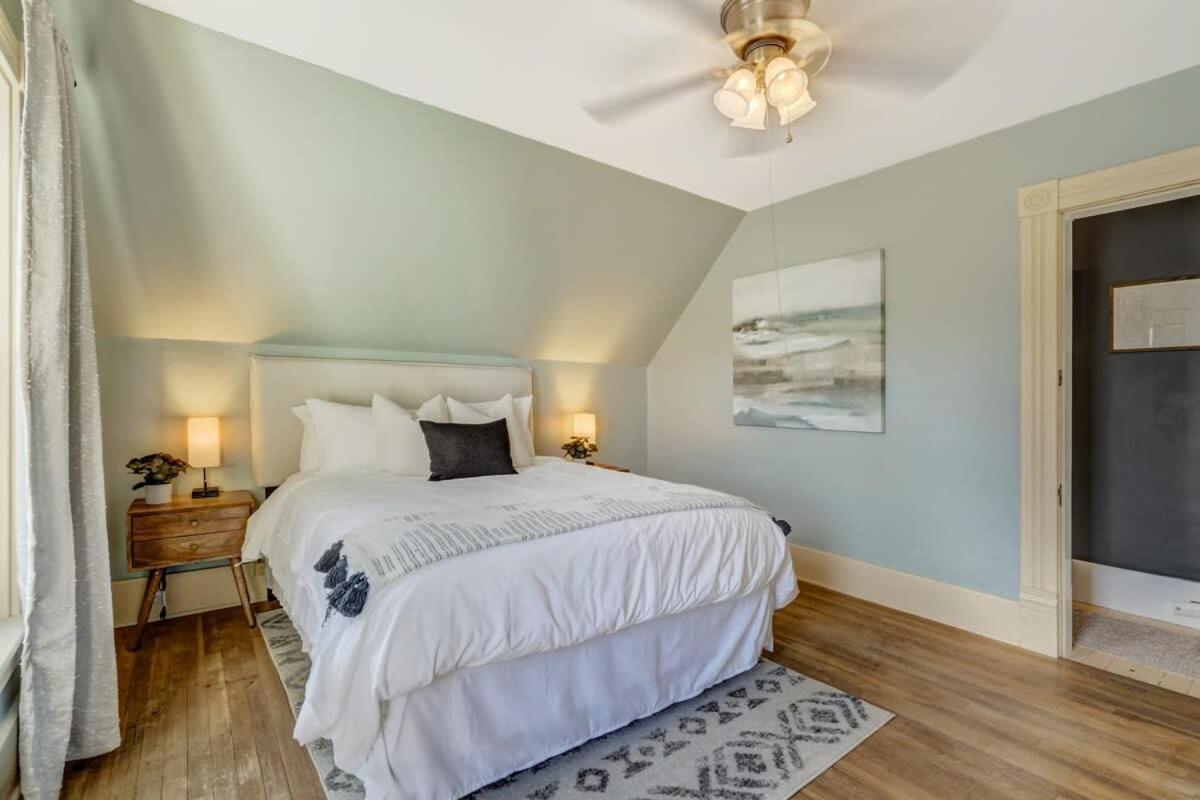 Apartment Elite Embassy Near Downtown Hot Tub & Bbq Colorado Springs