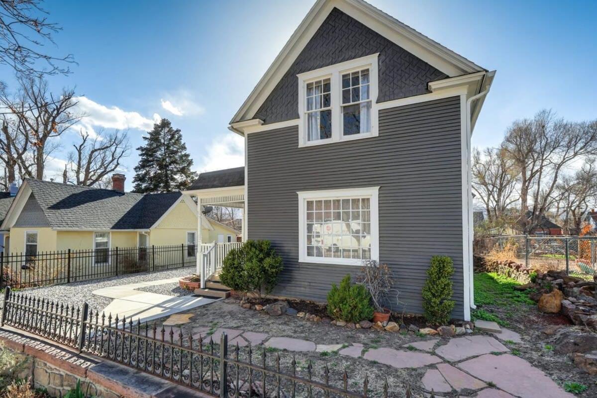 Elite Embassy Near Downtown Hot Tub & Bbq Apartment Colorado Springs
