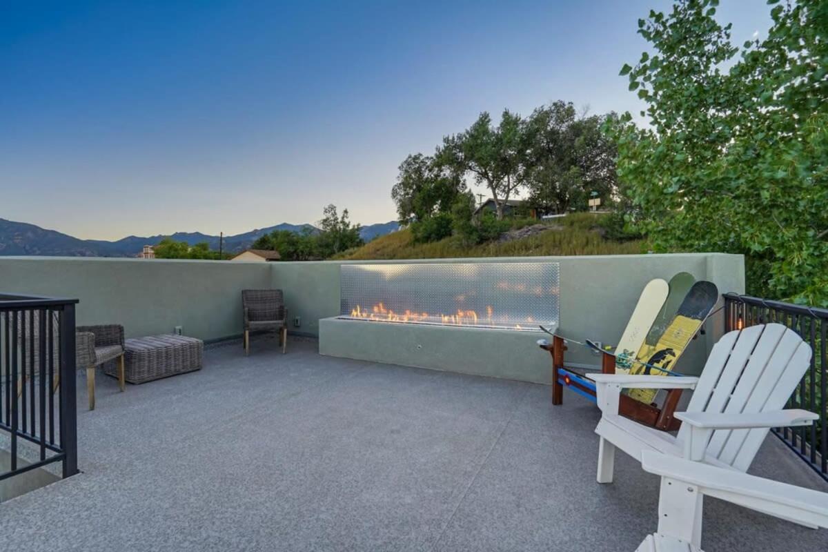 4bd W Rooftop Patio Fire Pit & Mountain Views