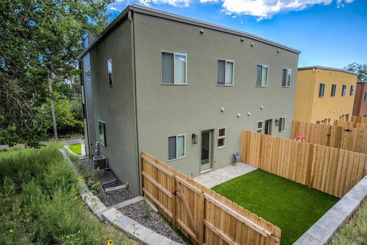 4bd W Rooftop Patio Fire Pit & Mountain Views