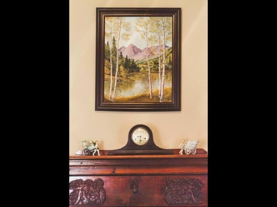 Quaint In Old Colo *