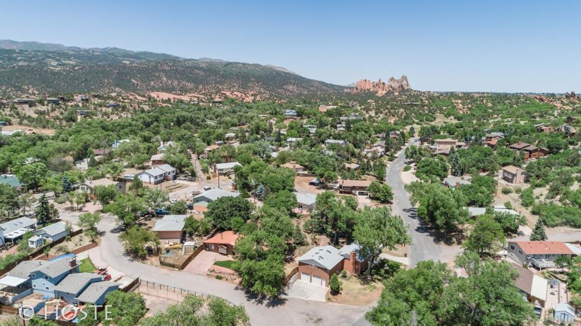 Holiday home *h* New! 4br Garden Of The Gods Retreat