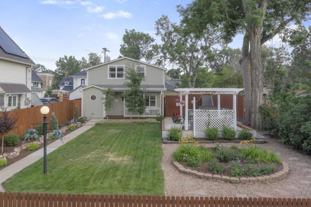 Holiday home 3br Downtown - New Hot Tub - Olympic Training Center Colorado Springs