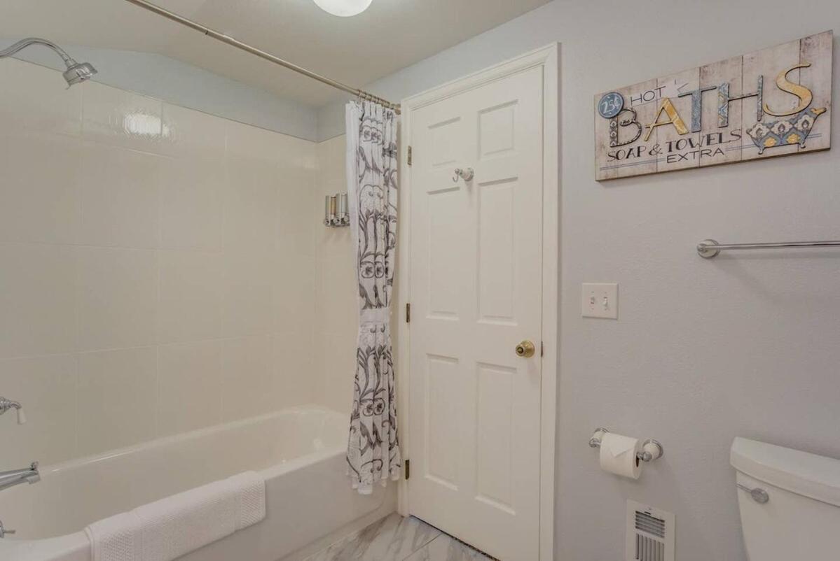 3br Downtown - New Hot Tub - Olympic Training Center Colorado Springs