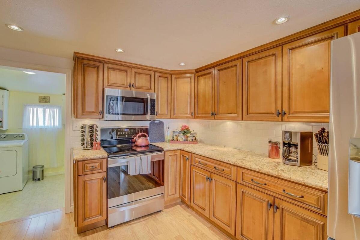 3br Downtown - New Hot Tub - Olympic Training Center Colorado Springs