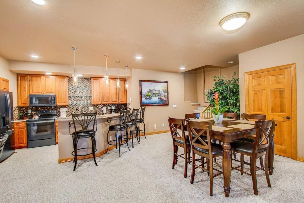 Fox Run Lux Private Nature Views Aplus Spot