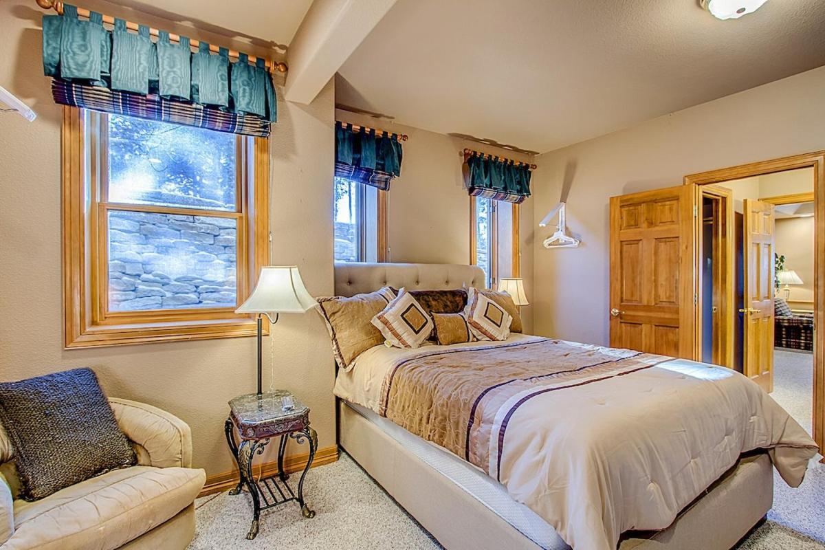 Holiday home Fox Run Lux Private Nature Views Aplus Spot Colorado Springs