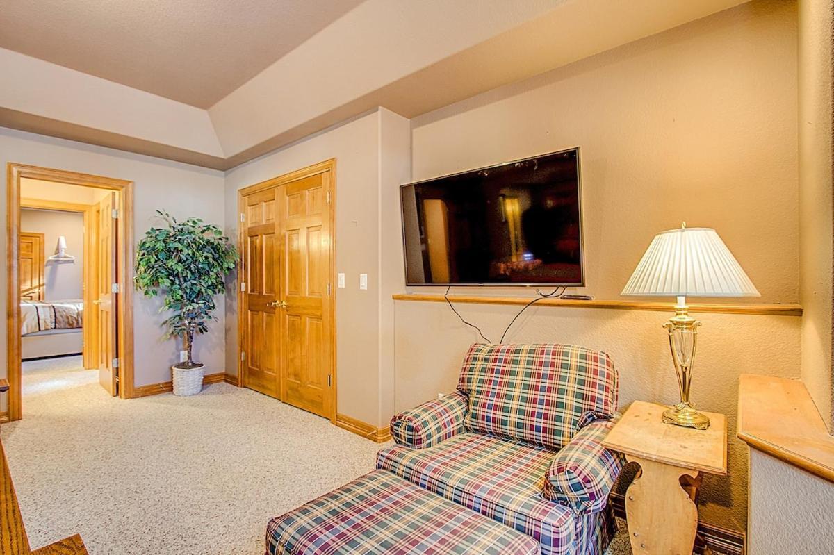 Fox Run Lux Private Nature Views Aplus Spot