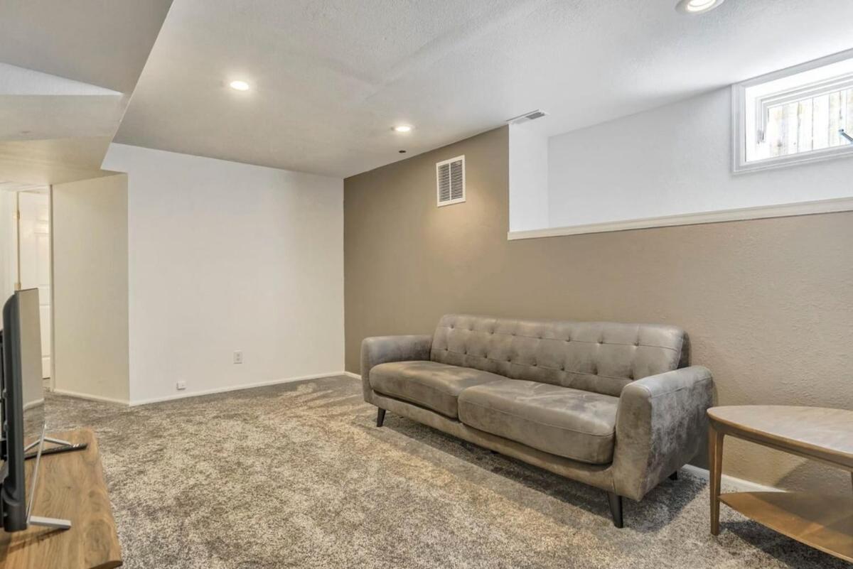Holiday home 3bd Downtown Family Escape Grill Fire Pit