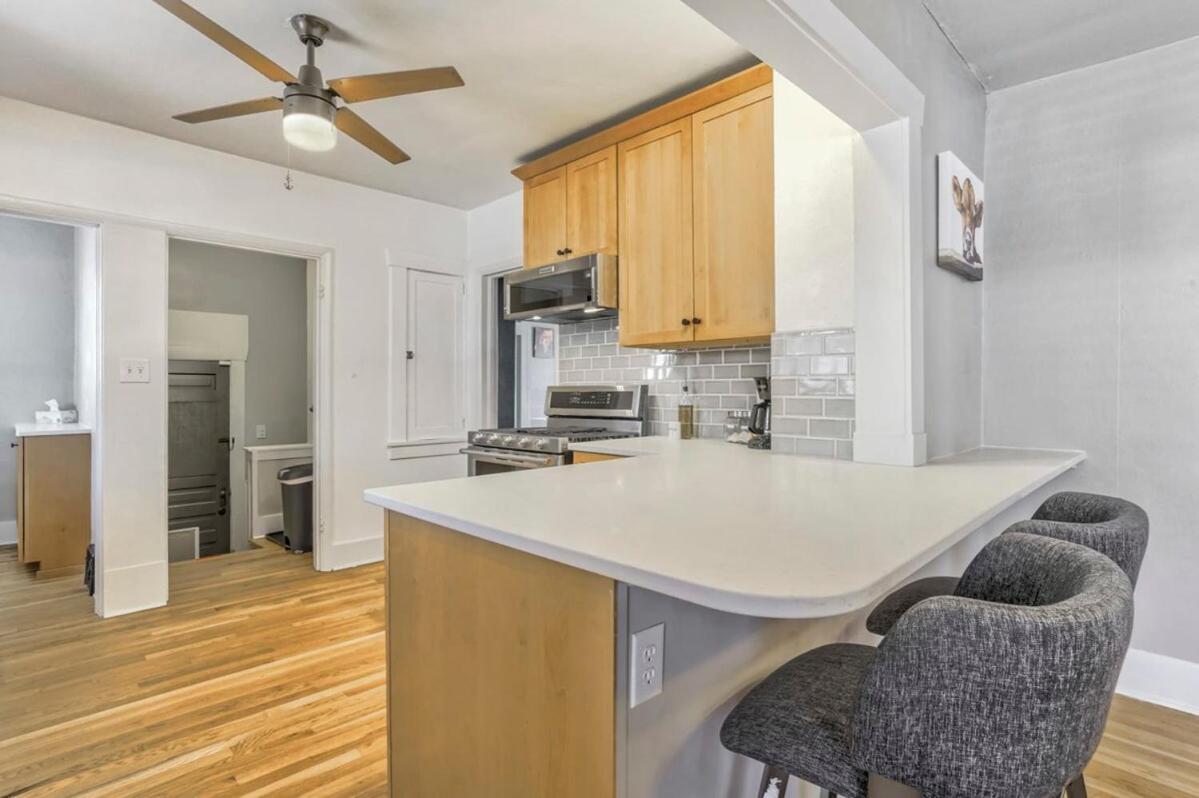 3bd Downtown Family Escape Grill Fire Pit Colorado Springs